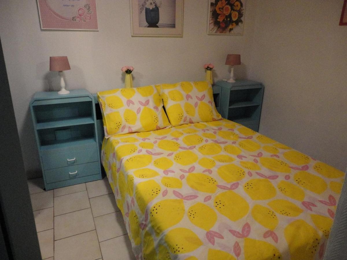 Klein Gezellig 1 Slaapkamer Appartement Blankenberge - Niet Goed Geld Terug Garantie -10 Minuten Tot Centrum Brugge Esterno foto